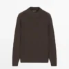 Pull en maille de coton mélangé avec col roulé Pull en maille de coton mélangé avec col roulé