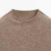 Pull en maille mélangée de laine avec col roulé Pull en maille mélangée de laine avec col roulé