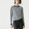 Pull en maille rayée de coton et de soie Pull en maille rayée de coton et de soie