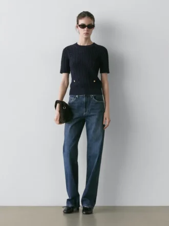 Pull en maille tressée à manches courtes