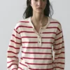 Pull Henley en coton tricoté à rayures Pull Henley en coton tricoté à rayures