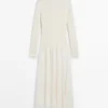 Robe en maille avec détails assortis Robe en maille avec détails assortis