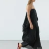Robe mi-longue avec volants asymétriques