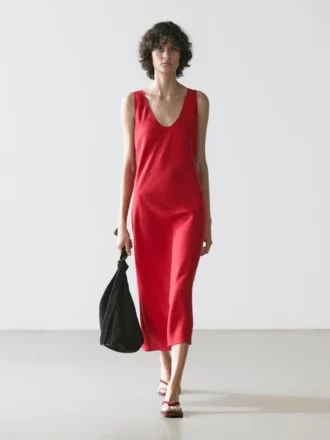 Robe mi-longue en lin à bretelles