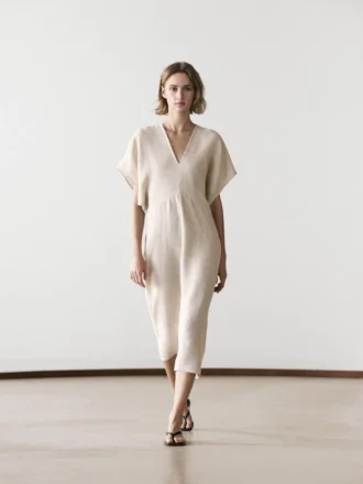 Robe mi-longue en lin à manches courtes et légère