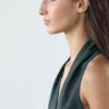 Robe mi-longue en mélange de lin avec encolure en V Robe mi-longue en mélange de lin avec encolure en V