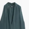 Robe mi-longue en mélange de lin avec encolure en V Robe mi-longue en mélange de lin avec encolure en V