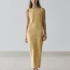 Robe midi en lin à dos nu Robe midi en lin à dos nu