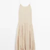 Robe midi fluide avec détails plissés