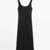 Robe midi fluide à col rond Robe midi fluide à col rond