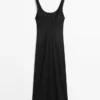 Robe midi fluide à col rond Robe midi fluide à col rond