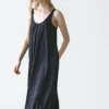 Robe évasée fluide à bretelles Robe évasée fluide à bretelles