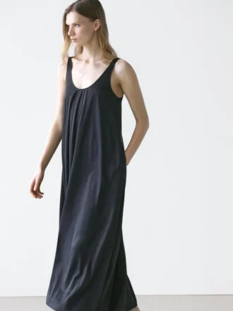 Robe évasée fluide à bretelles