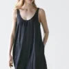 Robe évasée fluide à bretelles Robe évasée fluide à bretelles