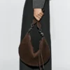 Sac demi-lune en cuir refendu