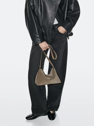 Sac en cuir refendu avec clous décoratifs