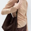 Sac seau en cuir suédé refendu