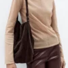 Sac seau en cuir suédé refendu