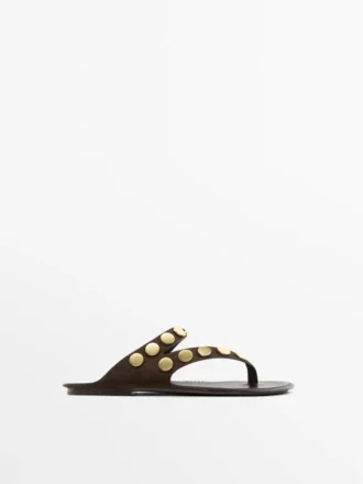 Sandales en cuir refendu avec clous
