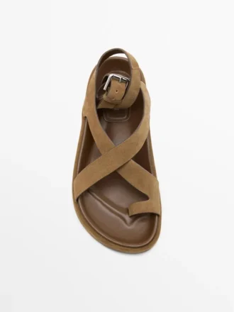 Sandales à lanières croisées