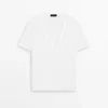 T-shirt en lin à col en V