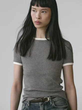 T-shirt à manches courtes avec détails contrastés