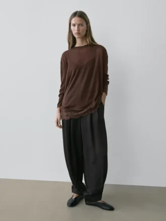 T-shirt à manches longues avec détails en dentelle