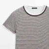 T-shirt rayé à double épaisseur à manches courtes T-shirt rayé à double épaisseur à manches courtes