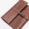 Étui pour accessoires technologiques en cuir nappa Étui pour accessoires technologiques en cuir nappa