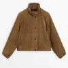 Veste bomber courte en cuir suédé Veste bomber courte en cuir suédé