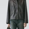 Veste courte en cuir nappa Veste courte en cuir nappa