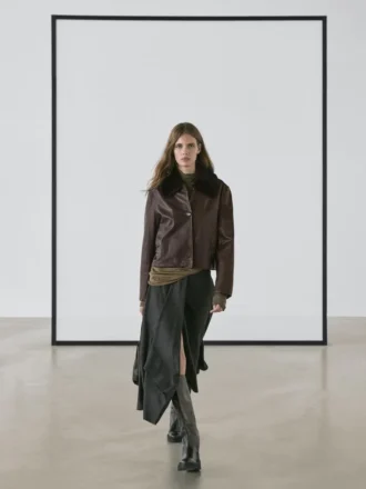 Veste en cuir nappa avec col en peau d&rsquo;agneau