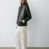 Veste en cuir nappa avec détails de poches Veste en cuir nappa avec détails de poches