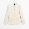Veste en mélange de laine texturée avec boutons en strass
