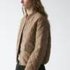 Veste matelassée courte et légère Veste matelassée courte et légère
